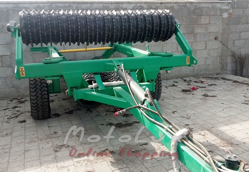 Trailed Soil Compactor UGP 6 for Tractor