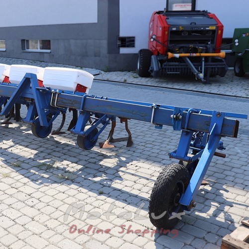 Cultivator Favorit KNRF-4.2-04 for Tractor with Fertilizing System