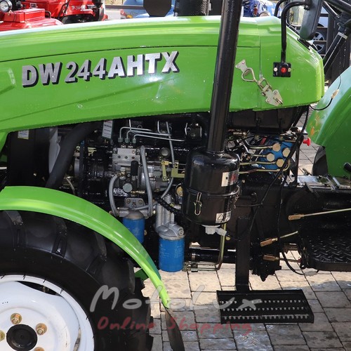 Malotraktor DW 244 AHTX, 24 HP, 4x4, posilňovač riadenia, široké kolesá