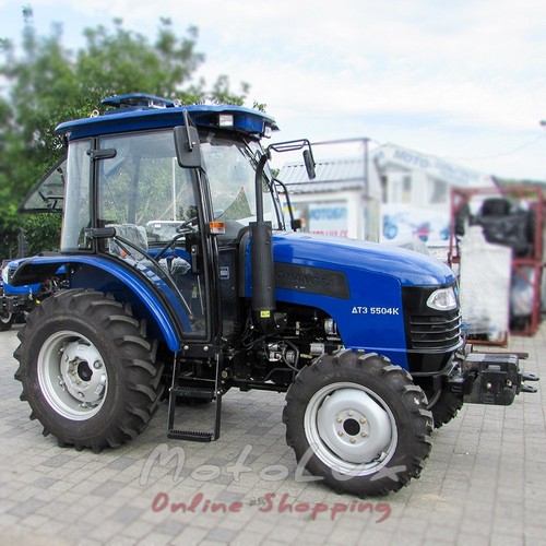 DТZ 5504К Traktor, 50LE, 4 hengeres, 4х4, kabin fűtéssel, 4 hidraulikus kimenet