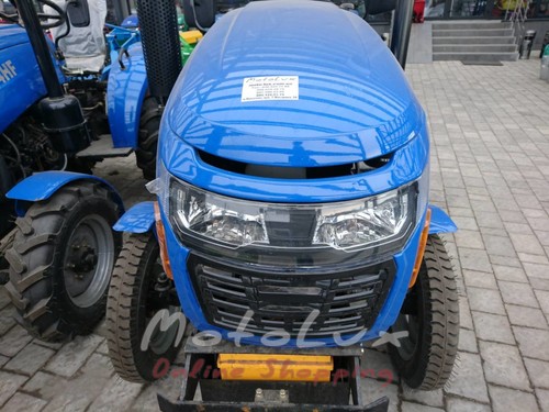 Traktor Xingtai T240 FPK, 24 HP, pohon zadných kolies, 3 valce