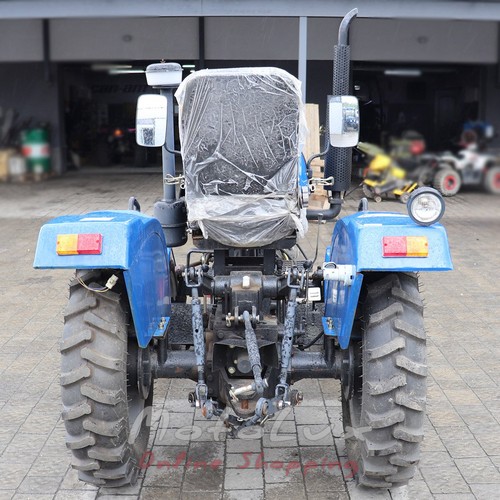 Traktor Xingtai T240 FPK, 24 LE, hátsó kerék meghajtás, 3 genger