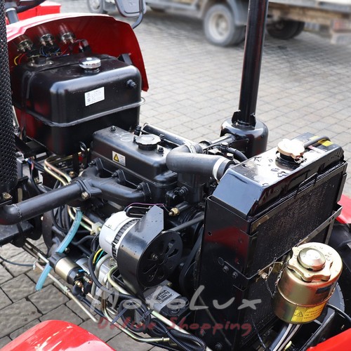 Xingtai XT 244 minitraktor, 24 LE, 4x4, (3+1)x2 váltó, piros