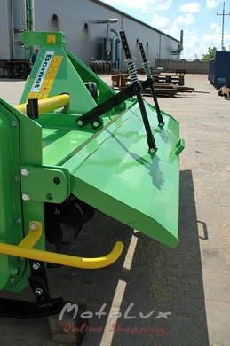 Talajmaró traktorhoz Bomet 2.0 m