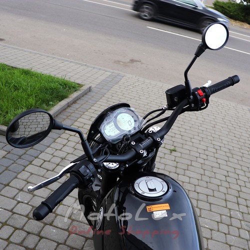 Motorcycle Benelli Leoncino 500 EFI ABS, black
