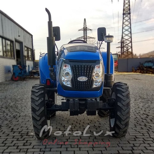 Traktor Xingtai XT-454, 45 HP, 4 valce, 4х4, uzávierka diferenciálu