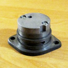 Oil pump for R180 engine