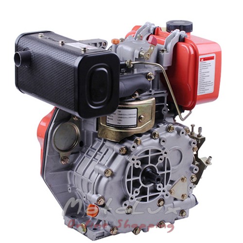 186F egytengelyes kistraktor motor, 9 LE