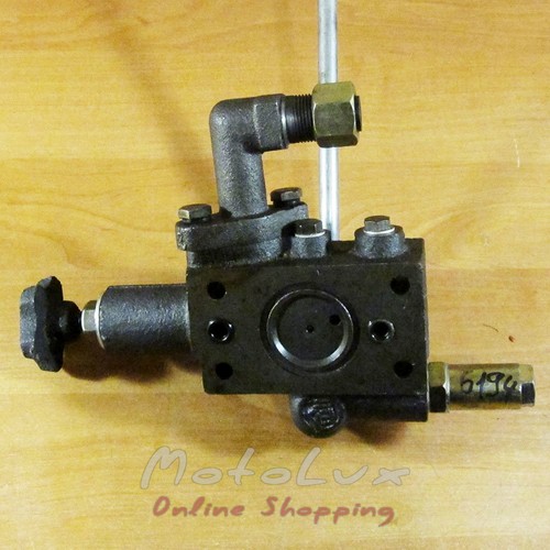 Hydraulic distributor for tractor XT120-220 type 1