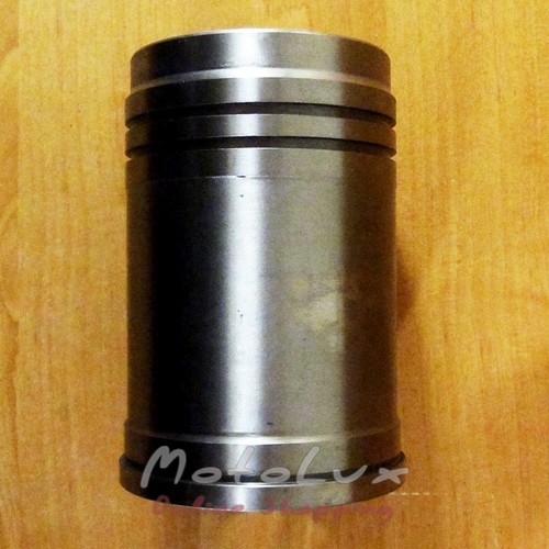 Cylinder sleeve + gaskets on R180