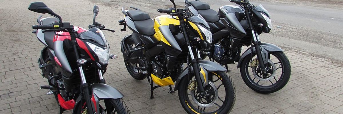 Нове поступлення мотоциклів Bajaj