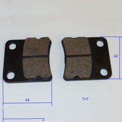 Brake pads on a scooter with an engine GY6-125 F (41.5x43x7)