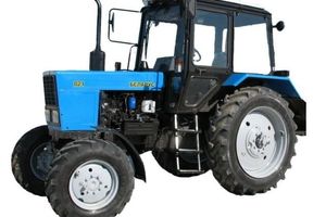 Predaj traktora v Motolux