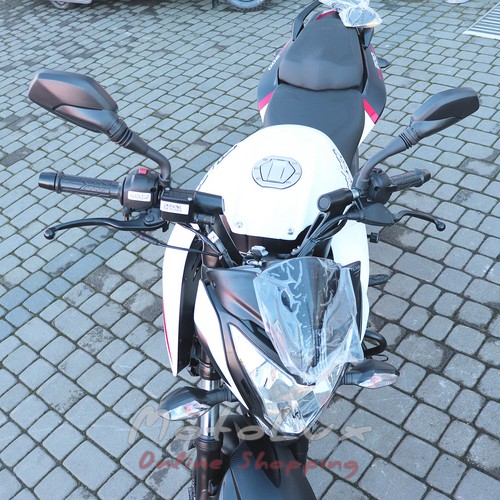 Motocykel Bajaj Pulsar NS 200 white