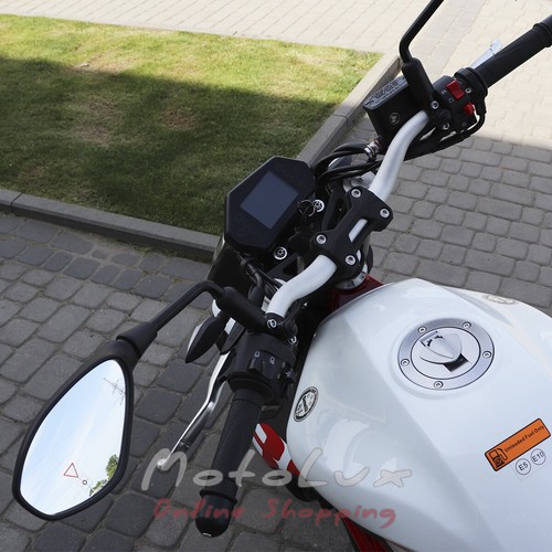 Motorcycle Benelli TNT302S ABS, white