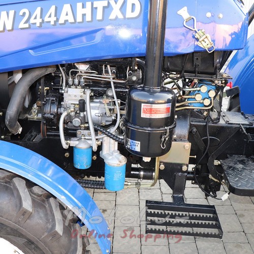Трактор DW 244 AHTXD, 3 цил., ГПР, КПП (4+1)х2, колеса 6.50х/1611.2х24