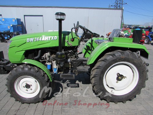 Traktor DW 244 AHTXD, 3 valce, (4+1)х2, kolesa 6.50х16/11.2х24