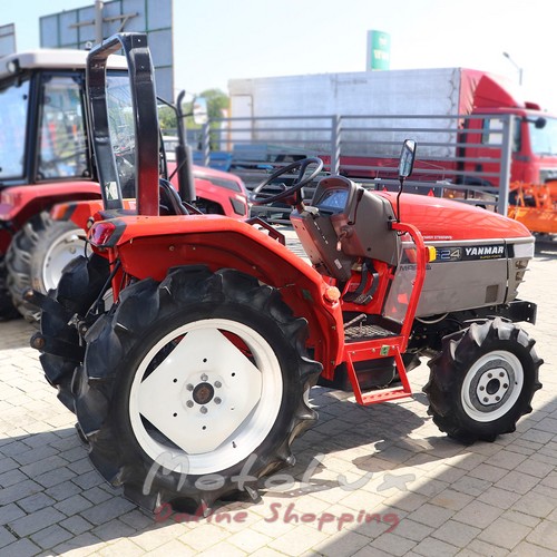 Yanmar AF 24 mini tractor, was in use, red