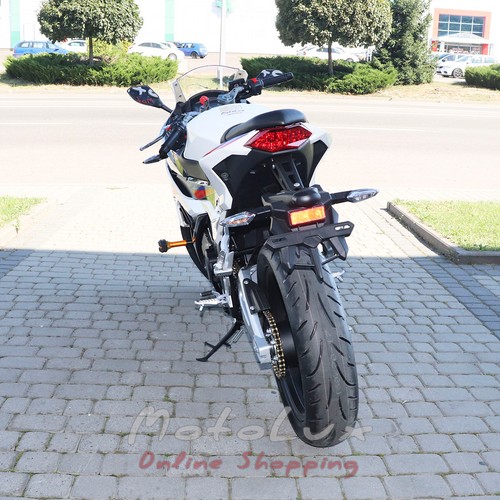 HISUN Rider RR 250CC motorcycle, white