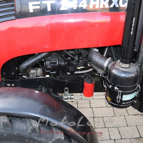 Трактор Foton FT 244НRXC 24 к.с., 3 цил., 4х4, ГУР, блок. диференціала, кабіна red