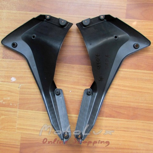 Rear part of front side panel L + P on motorcycle V200CR