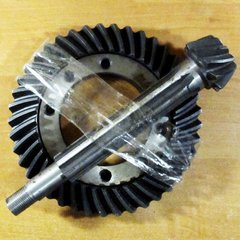 Gears of planetary gear on tractor HT 120/180