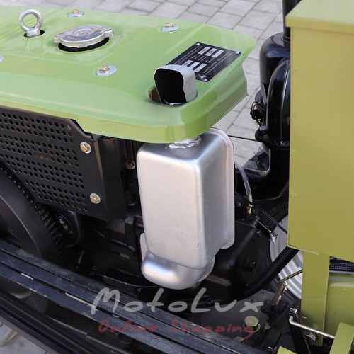 Dieselový dvojkolesový malotraktor Kentevr MB1012E-5, elektrický štartér, 12 ks + fréza