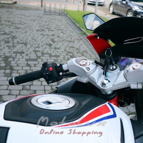 Motorkerékpár Taro TR400 GP1, fehér és piros