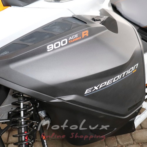 Motorosszán SKI-DOO Expedition SE 900 ACE Turbo R 154"/1.5" Silent Ice, szürke narancssárgával