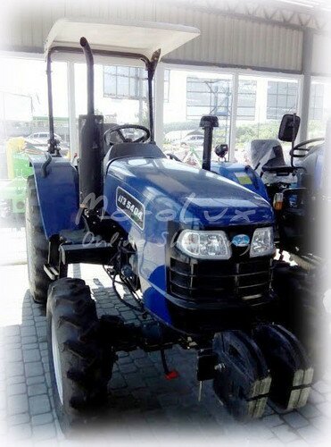 Traktor DTZ 5404, 40 HP, 4х4, 4 valce, posilňovač riadenia