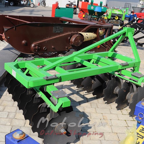 Tárcsás borona Bomet 1.8 m, 16 tárcsa, 40-48 LE traktorhoz