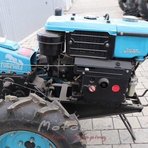 Dieselový dvojkolesový malotraktor Dobrynya МТ 101, ručný štartér, 10 hp