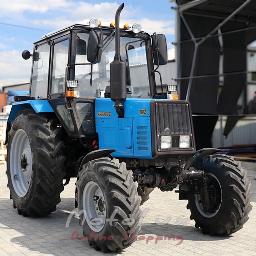 Трактор МТЗ Беларус 892, полноприводный, коробка передач 18+4