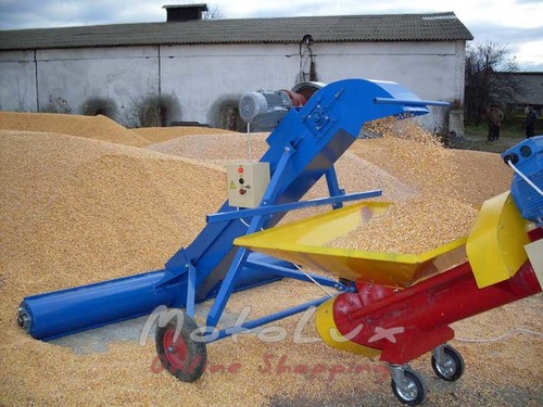 Grain and Mineral Fertilizer Loader