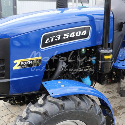 Traktor DTZ 5404, 40 HP, 4х4, 4 valce, posilňovač riadenia