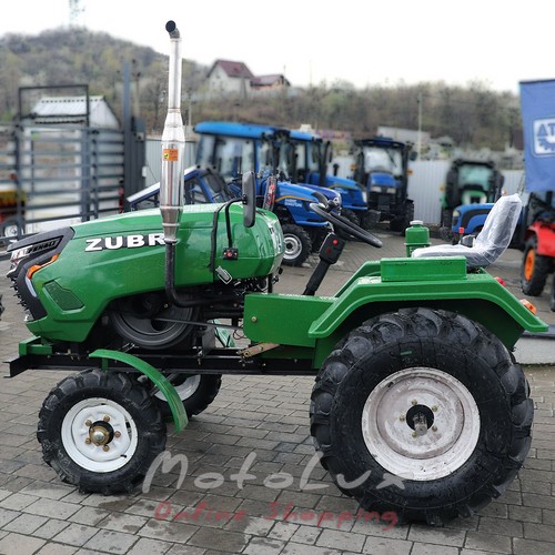 Zubr Z-250 kerti traktor, 18 HP, 4x2, talajmaró 1.2 m