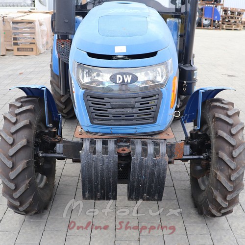 Traktor DW 404 DC, 40 HP, 4 valce, (4+1)х2, 2018