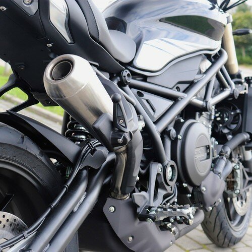 Benelli motorcycle 752S