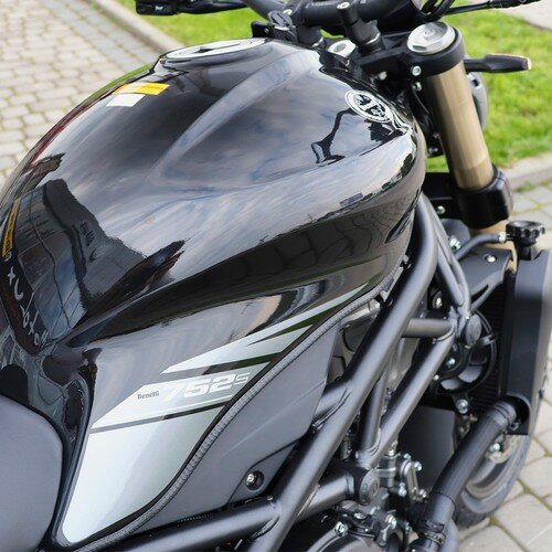 Benelli motorcycle 752S