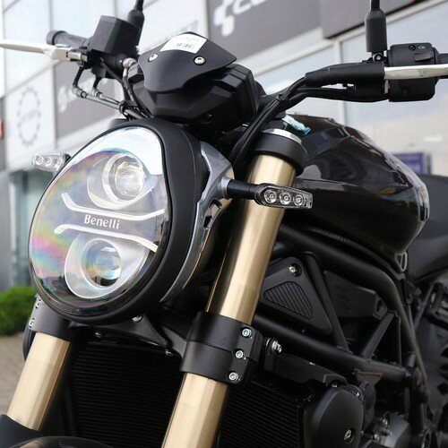 Benelli motorcycle 752S