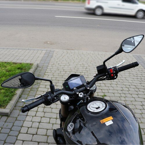 Benelli motorcycle 752S