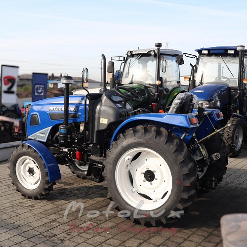 Jinma JMT 3244 HSX traktor, 24 LE, 4x4, (4+1)x2x2 váltó, TLT kuplung, széles kerék