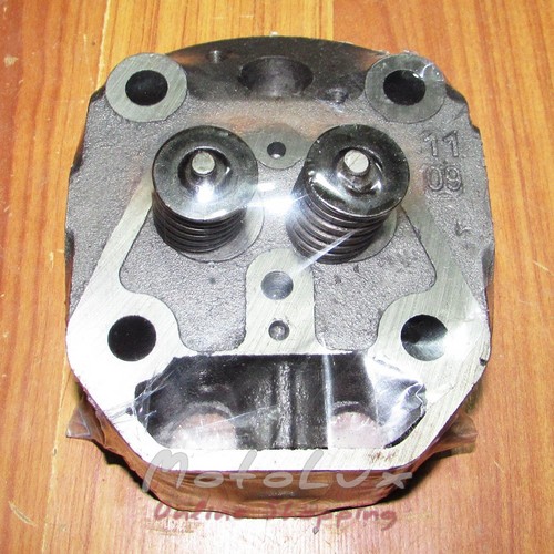 Cylinder head R180NM for assembly for motor block