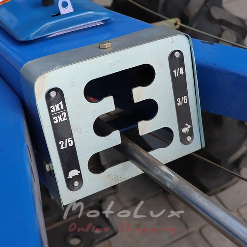 Дизельный мотоблок Кентавр МБ 1010Д-8, ручной стартер, 10 л.с., Blue